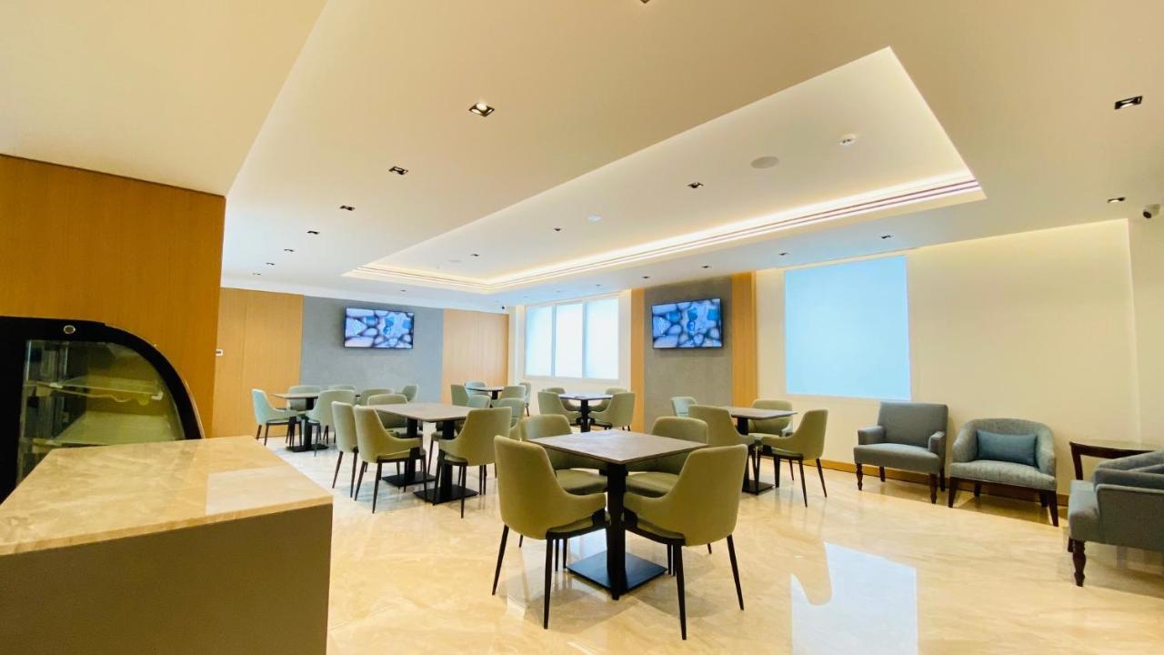 Sitara Hotel Apartment Dubai Exterior foto