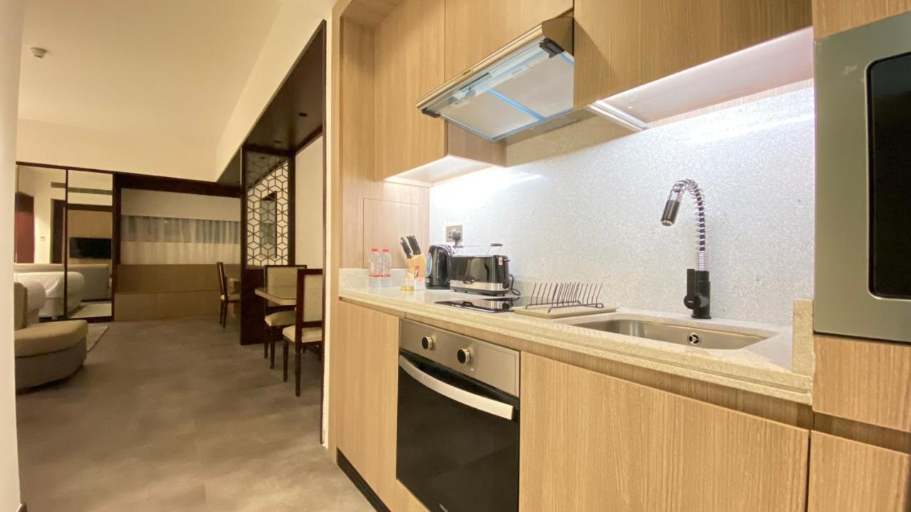 Sitara Hotel Apartment Dubai Exterior foto