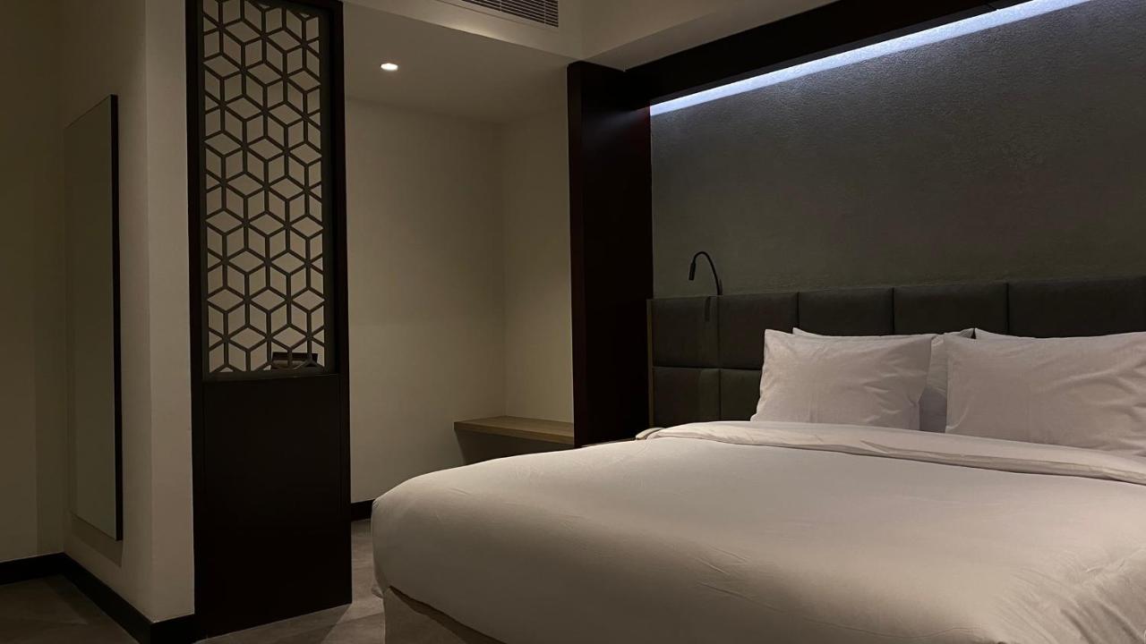 Sitara Hotel Apartment Dubai Exterior foto