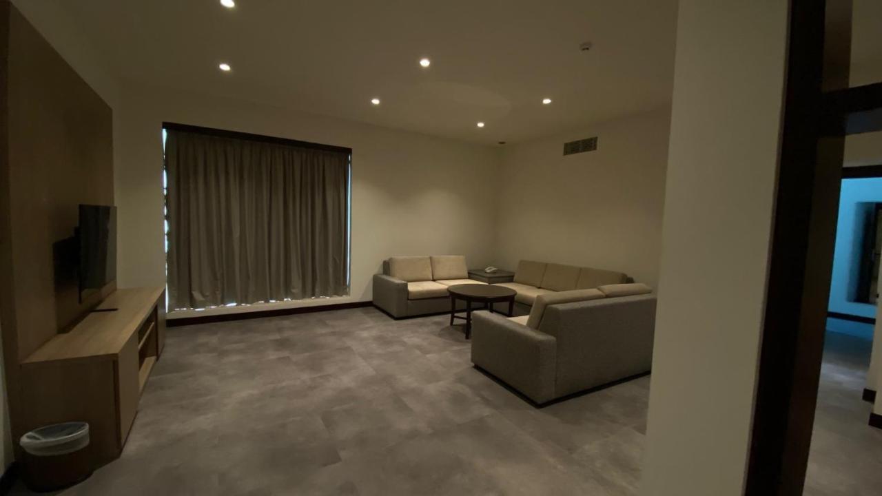 Sitara Hotel Apartment Dubai Exterior foto