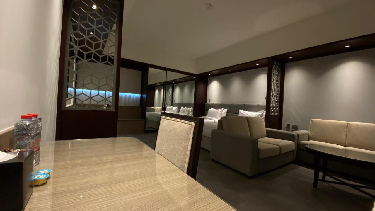 Sitara Hotel Apartment Dubai Exterior foto