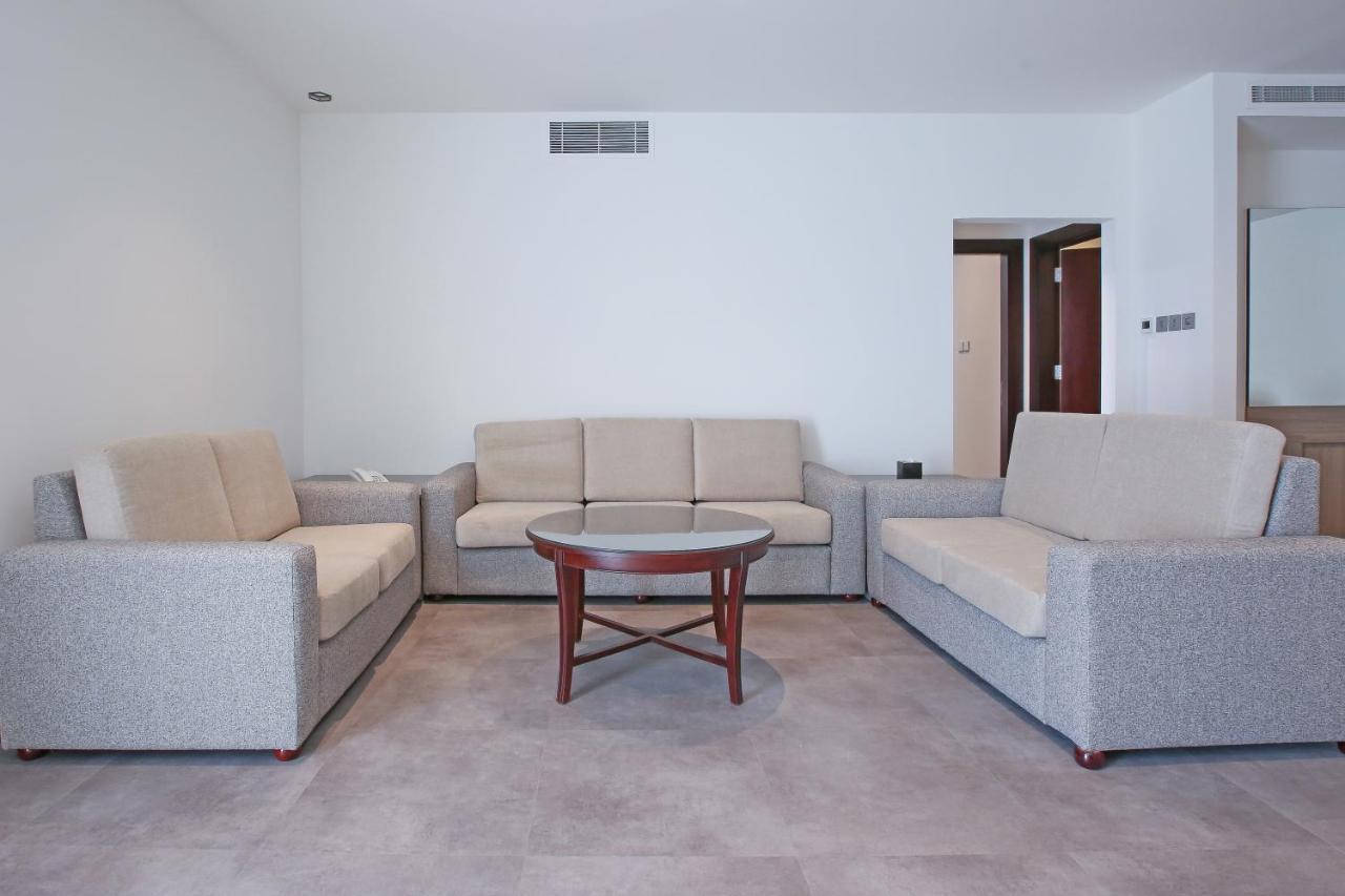 Sitara Hotel Apartment Dubai Exterior foto